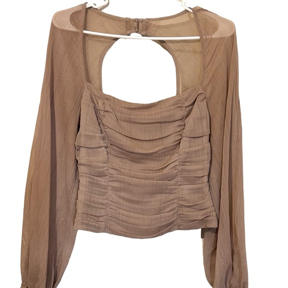 Wayf Tops - WAYF Metallic Thread Balloon Sleeve Top In Mocha